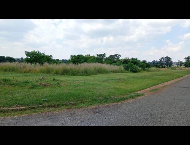 LAND FOR SALE IN CARLETONVILLE
